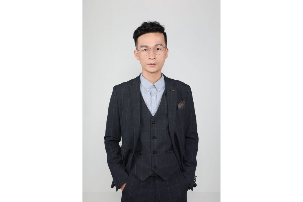 楊大靖