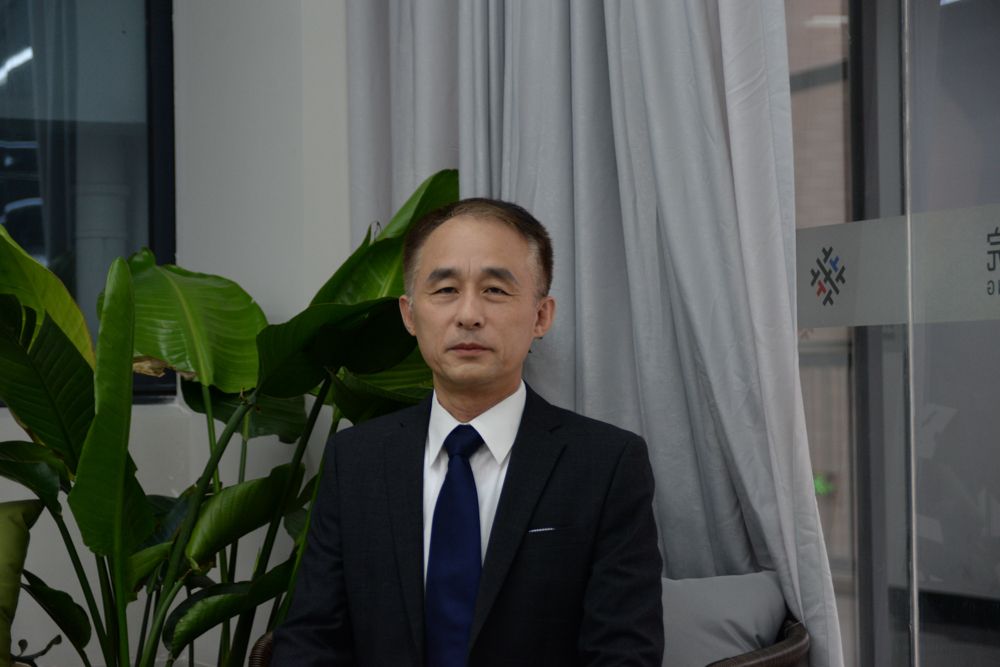 劉向東(浙江理工大學任教授) 劉向東(浙江理工大學任教授)