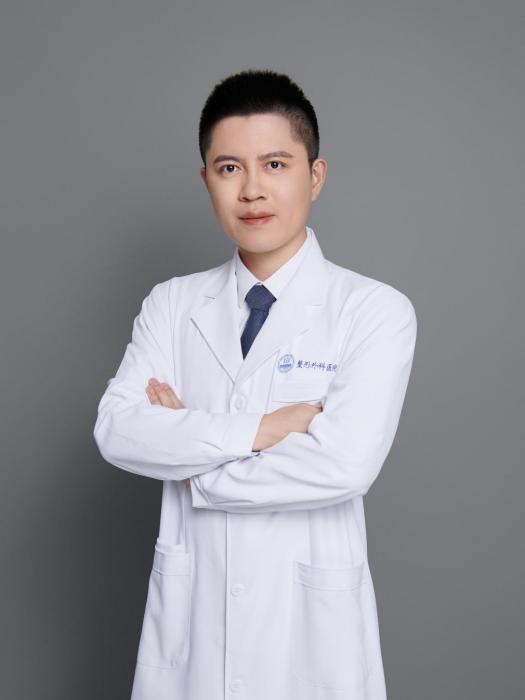 王千文(中國醫學科學院整形外科醫院主治醫師) 王千文(中國醫學科學院整形外科醫院主治醫師)
