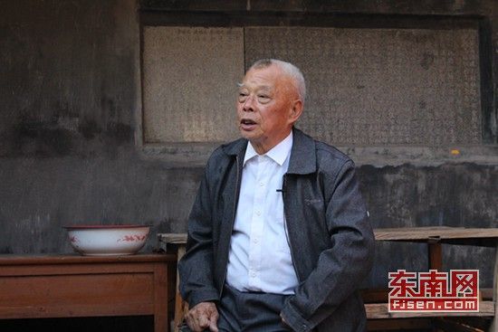 王鏡(蘭州醫學院院長) 王鏡(蘭州醫學院院長)