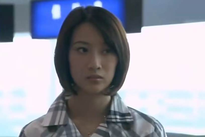 尹潔(《三七撞上二十一》中的角色,由趙子惠飾演) 尹潔(《三七撞上二十一》中的角色,由趙子惠飾演)