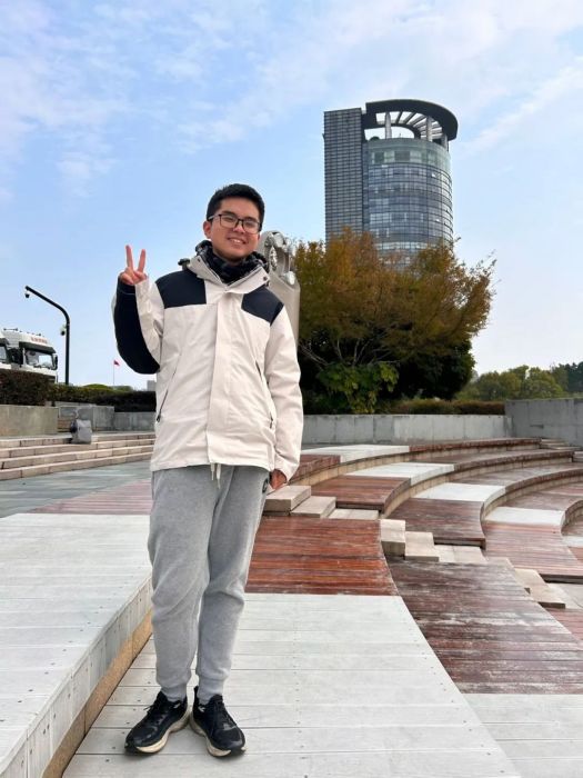 周海濤(浙江大學求是學院藍田學園學生) 周海濤(浙江大學求是學院藍田學園學生)