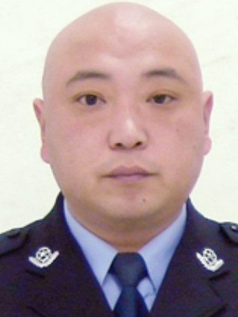 譚衛(湖北省恩施土家族苗族自治州鹹豐縣公安局副局長) 譚衛(湖北省恩施土家族苗族自治州鹹豐縣公安局副局長)