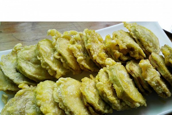 椒鹽炸茄盒 椒鹽炸茄盒