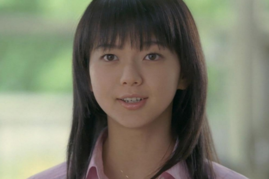 里中結衣