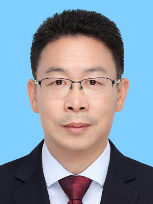 彭森(黑龍江省尚志市委常委、政府副市長) 彭森(黑龍江省尚志市委常委、政府副市長)