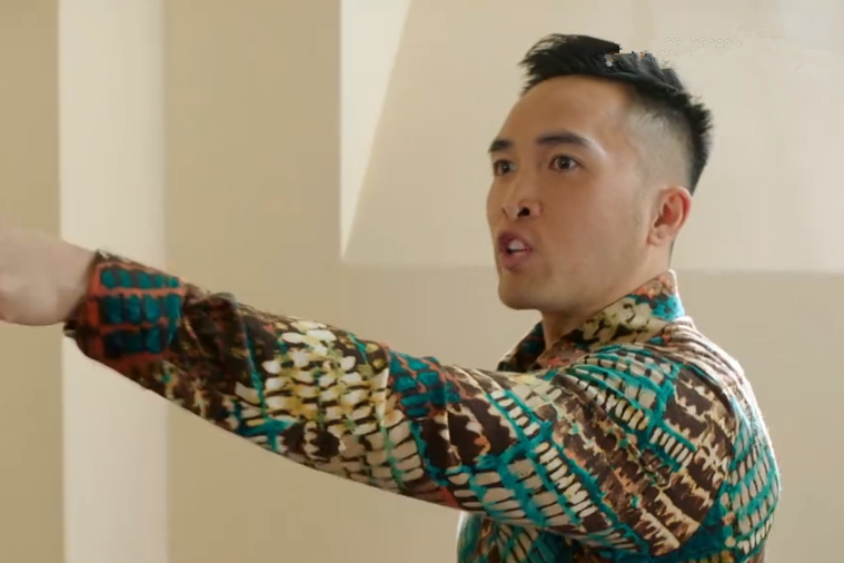 金燦龍(動作懸疑劇《鐵拳英雄》中的角色) 金燦龍(動作懸疑劇《鐵拳英雄》中的角色)