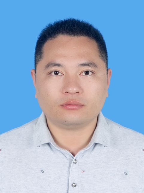 陳文鋒(客家老酒非遺傳承人) 陳文鋒(客家老酒非遺傳承人)