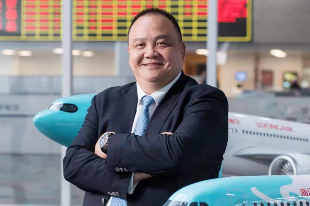 劉啟宏(浙江長龍航空有限公司董事長、浙江省商會副會長) 劉啟宏(浙江長龍航空有限公司董事長、浙江省商會副會長)