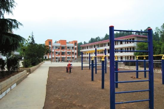 補掌國小 補掌國小