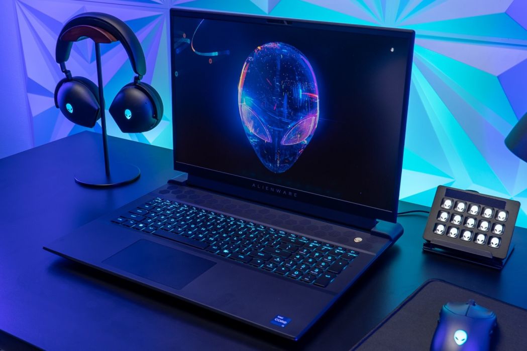 Alienware m16 Alienware m16