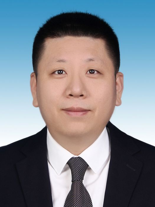 曹志(內蒙古自治區呼和浩特市委常委、秘書長) 曹志(內蒙古自治區呼和浩特市委常委、秘書長)
