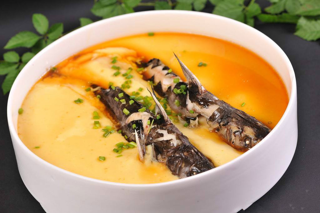 昂子魚燉蛋 昂子魚燉蛋