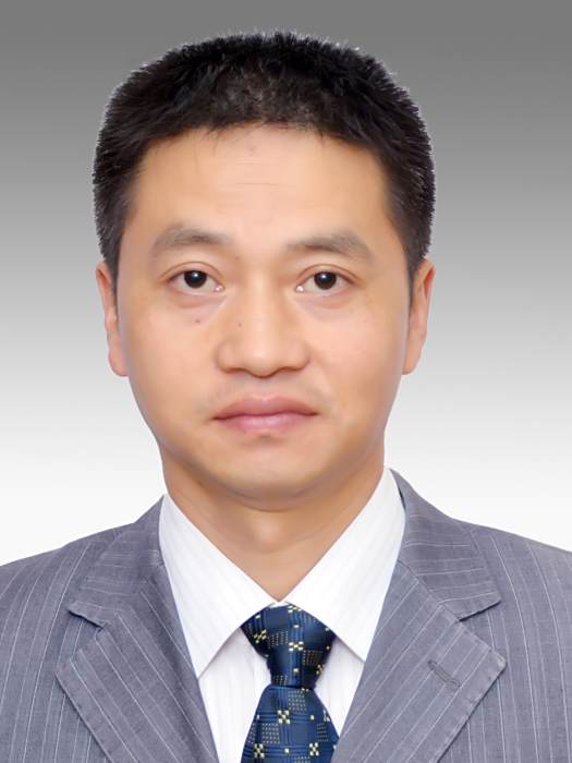 嚴雲龍(四川省成都市蒲江縣教育局黨組成員、副局長) 嚴雲龍(四川省成都市蒲江縣教育局黨組成員、副局長)