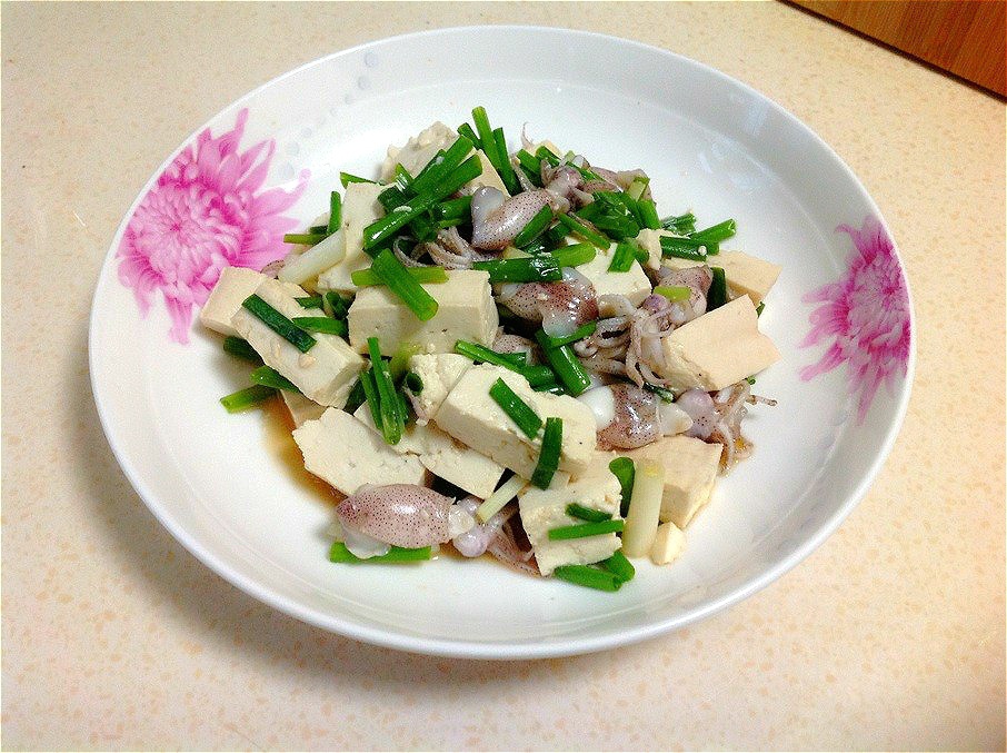 小蔥拌豆腐墨斗魚