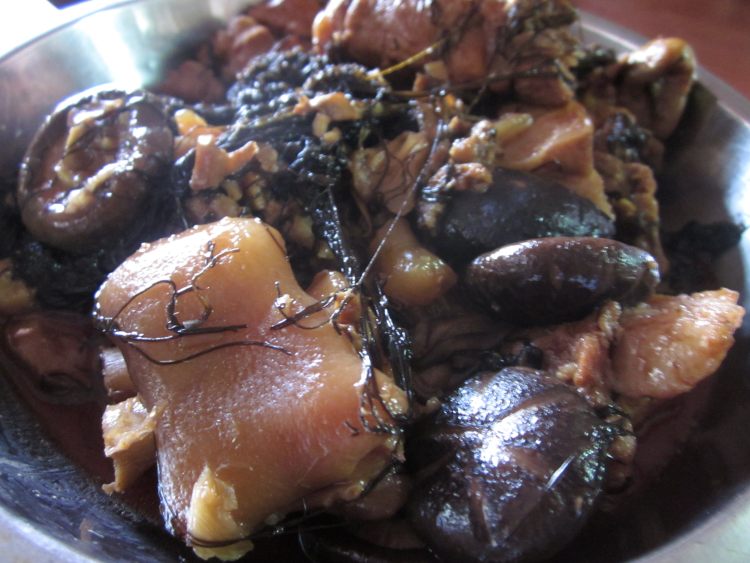 髮菜蚝豉煲豬蹄