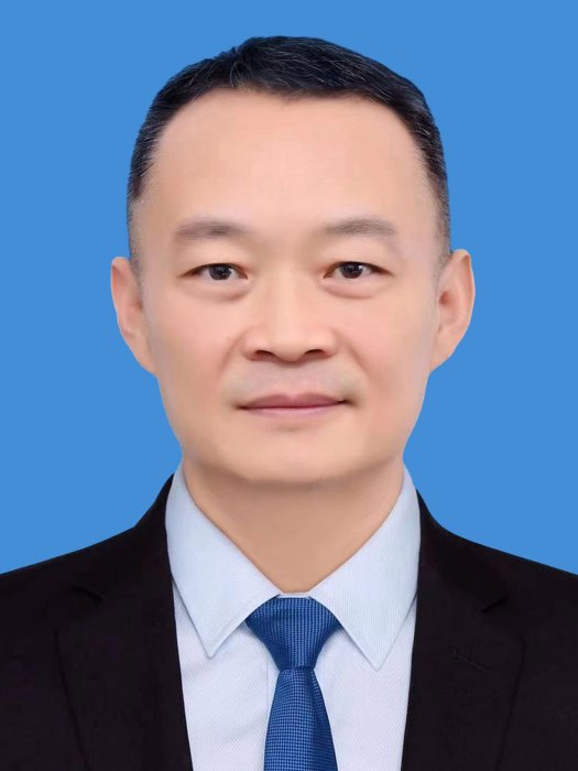 劉志強(吉林省松原市人民政府副市長、市公安局黨委書記、局長、督察長) 劉志強(吉林省松原市人民政府副市長、市公安局黨委書記、局長、督察長)