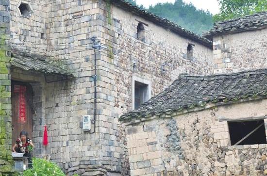 舊地基村(雲南省普洱市景東縣景福鄉舊地基村) 舊地基村(雲南省普洱市景東縣景福鄉舊地基村)