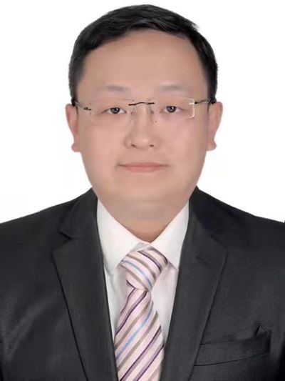 康旭(安徽省淮南市鳳台縣統計局黨組成員、總統計師) 康旭(安徽省淮南市鳳台縣統計局黨組成員、總統計師)