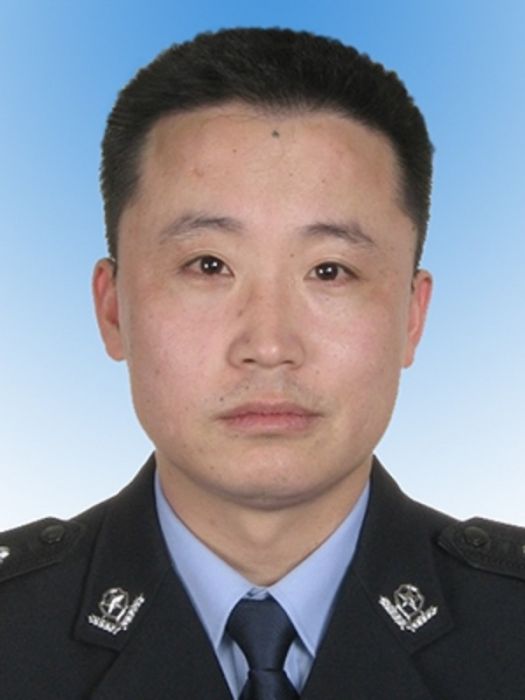 郭志強(山東省煙臺市萊州市公安局黨委委員、副局長) 郭志強(山東省煙臺市萊州市公安局黨委委員、副局長)