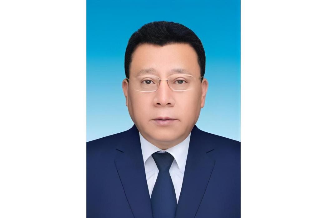 龍光輝(朝陽縣人民政府黨組成員、副縣長) 龍光輝(朝陽縣人民政府黨組成員、副縣長)