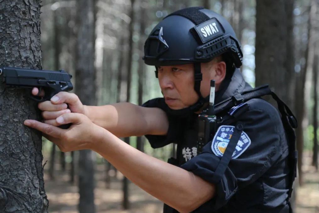 楊紅旗(濟源示範區公安局特警支隊副支隊長) 楊紅旗(濟源示範區公安局特警支隊副支隊長)
