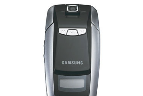 三星 SGH-P910 三星 SGH-P910