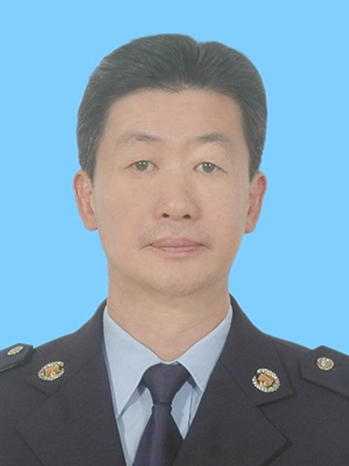 葉海濱(國家稅務總局南澳縣稅務局副局長) 葉海濱(國家稅務總局南澳縣稅務局副局長)