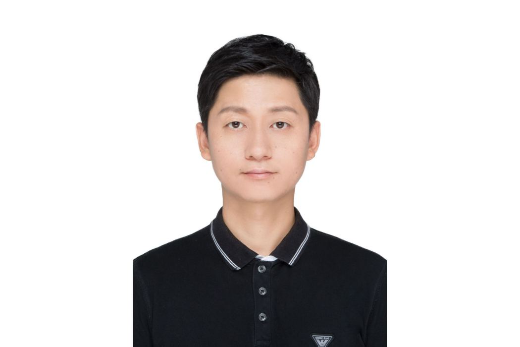 李思(延邊大學朝文專業教師) 李思(延邊大學朝文專業教師)