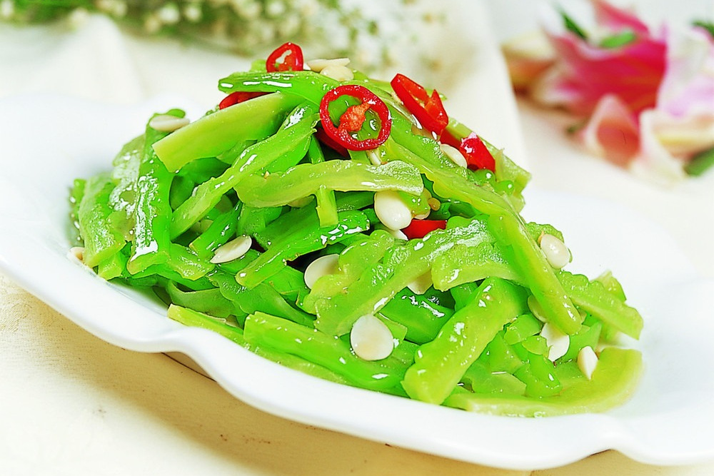 小炒苦瓜 小炒苦瓜