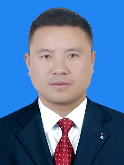 劉金(貴州省黔西南布依族苗族自治州普安縣人民政府副縣長、青山鎮黨委書記) 劉金(貴州省黔西南布依族苗族自治州普安縣人民政府副縣長、青山鎮黨委書記)
