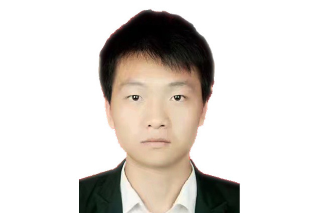 龍通文(台江縣台拱街道辦事處副主任) 龍通文(台江縣台拱街道辦事處副主任)
