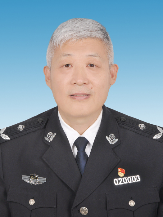 李彤(江西省九江市公安局黨委委員、二級警務專員) 李彤(江西省九江市公安局黨委委員、二級警務專員)