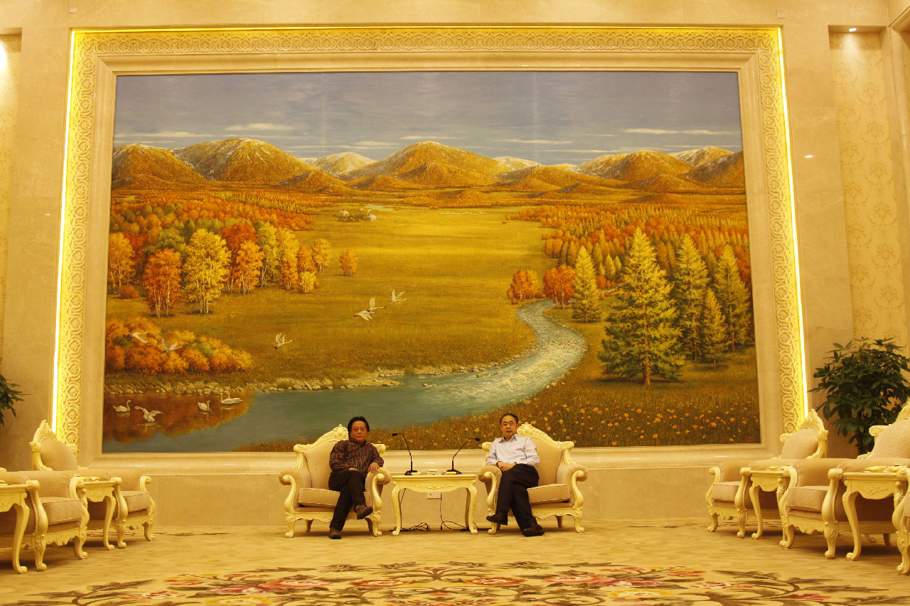 黃老師為太行國賓館創作的巨幅油畫