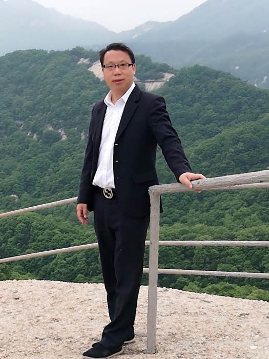 張光南(江西萍鄉籍藝術家) 張光南(江西萍鄉籍藝術家)