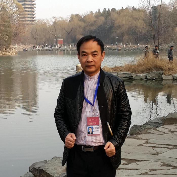 朱祖華(中國天雄書畫院副院長) 朱祖華(中國天雄書畫院副院長)