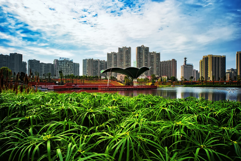 滴水湖(湖南省湘潭市滴水湖)