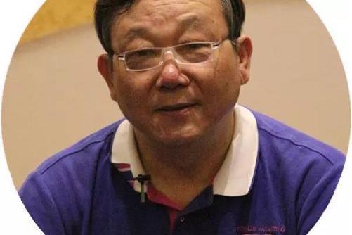 何建武(國家文物責任鑑定員) 何建武(國家文物責任鑑定員)