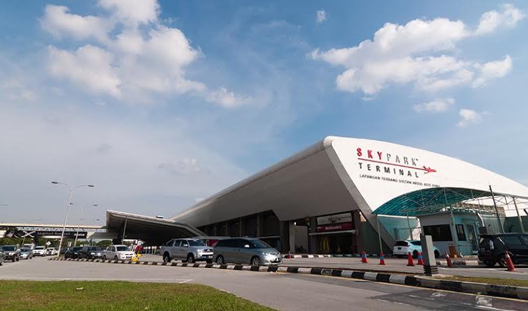 蘇丹阿都阿茲沙機場(吉隆坡蘇丹阿卜杜勒·阿齊茲·沙阿機場)