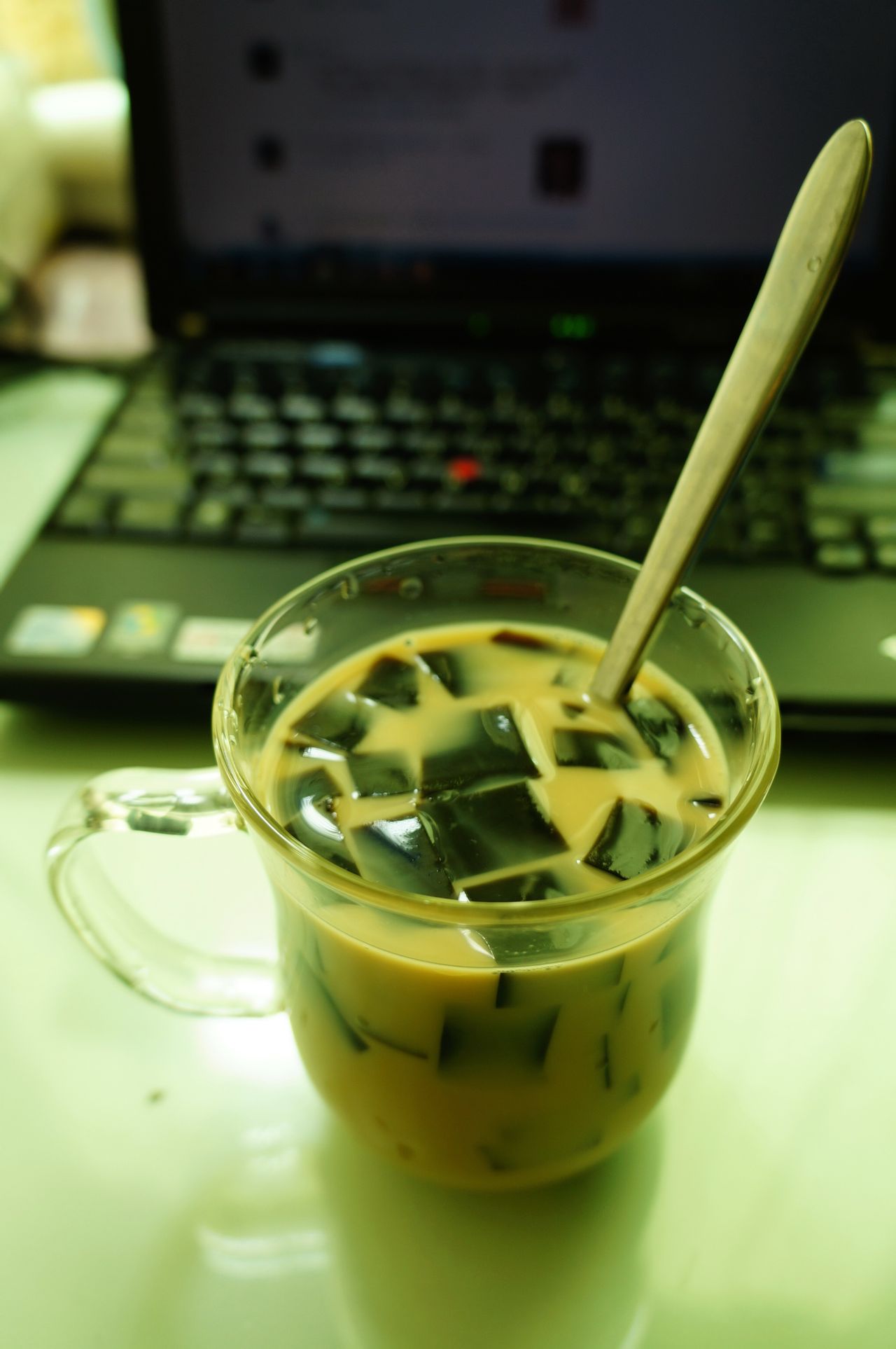 晶鉆仙草奶茶