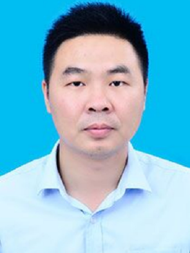 何波(安徽省淮北市烈山經濟開發區副主任) 何波(安徽省淮北市烈山經濟開發區副主任)
