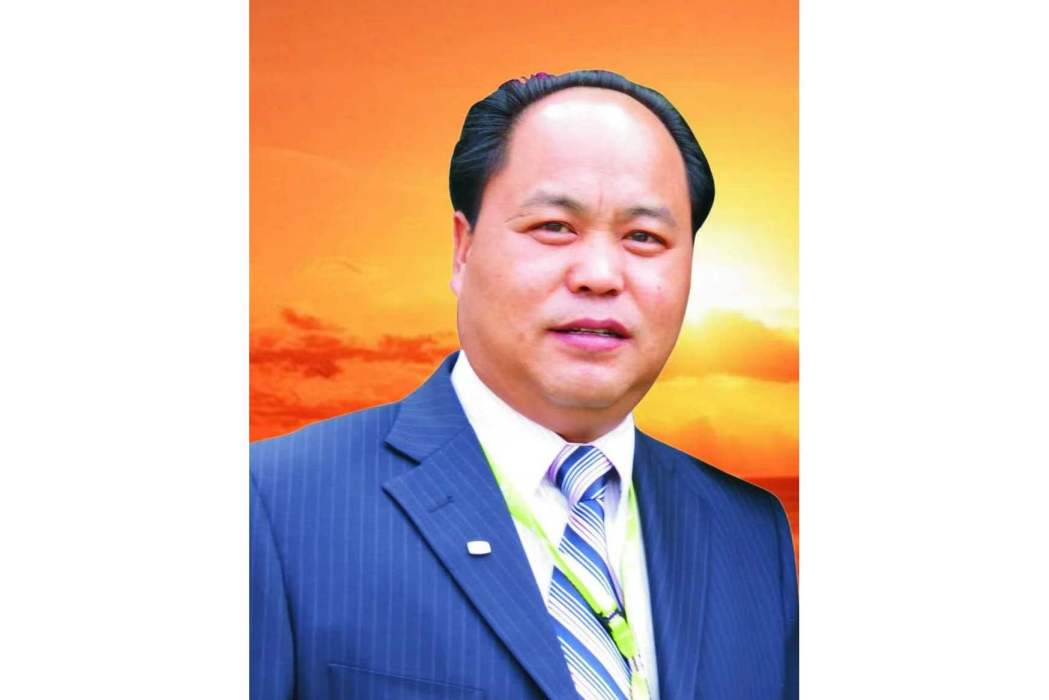 李明光(河南省河洛易經研究院院長) 李明光(河南省河洛易經研究院院長)