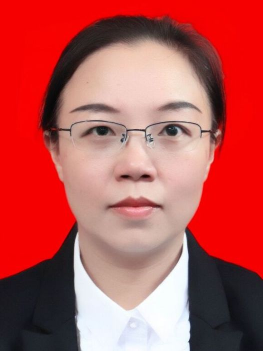 周莉(湖南省郴州市北湖區政府黨組成員、副區長) 周莉(湖南省郴州市北湖區政府黨組成員、副區長)
