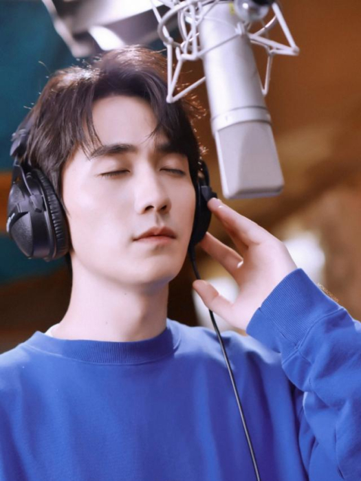 向上的光(朱一龍“中國YOUNG計畫”國慶特別版主題曲) 向上的光(朱一龍“中國YOUNG計畫”國慶特別版主題曲)