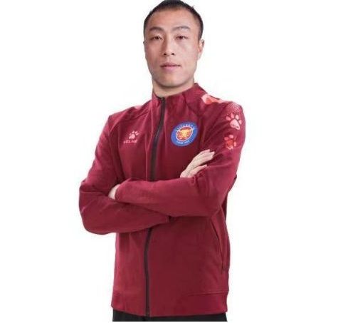 任鑫(足球運動員) 任鑫(足球運動員)