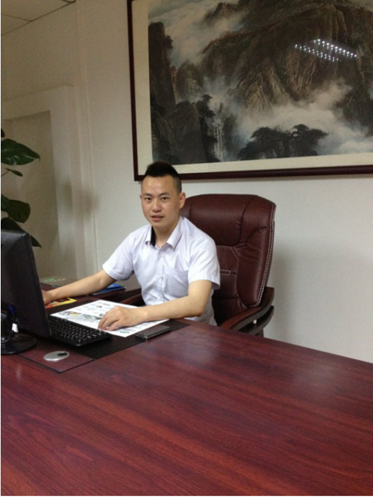 胡曉兵(達健集團董事長)