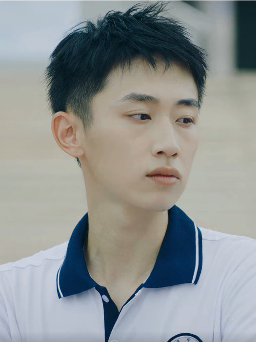 王亦明(2021年電視劇《薄荷之夏》中的角色) 王亦明(2021年電視劇《薄荷之夏》中的角色)