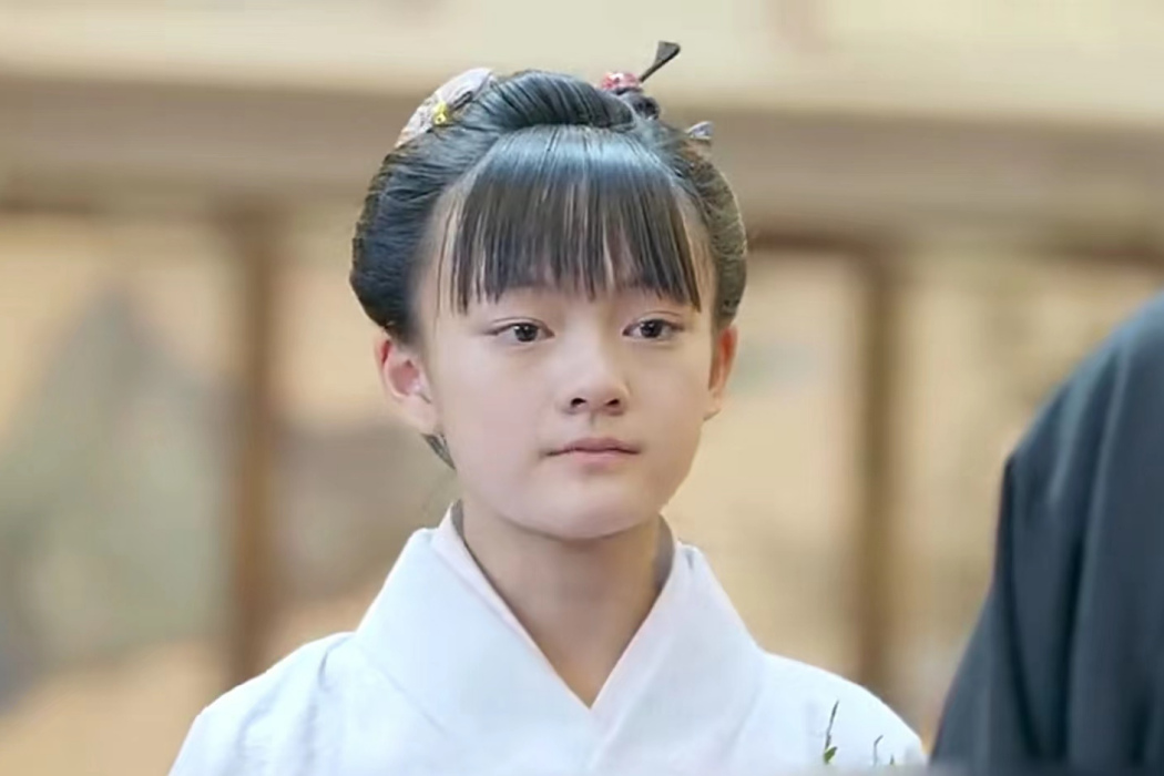 谷崎鈴音