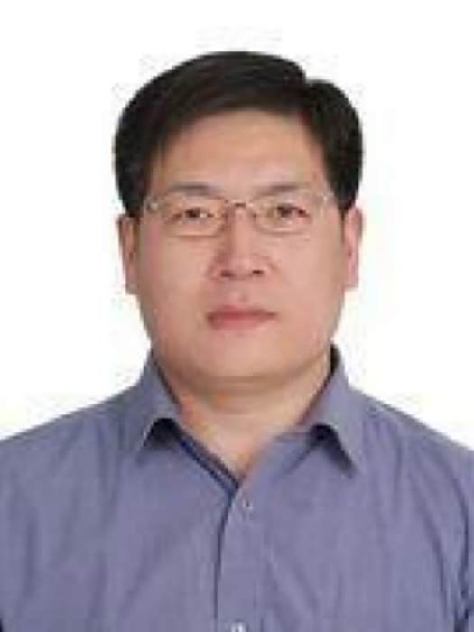 邊明遠
