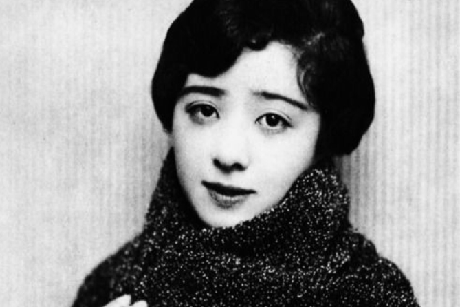岡田嘉子 岡田嘉子